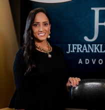 Dra. Karina Rossi Felipe Caputo